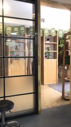 -马克男发时尚店
