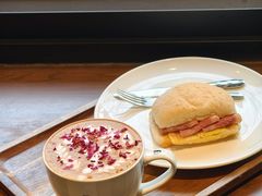 -Peet's 皮爷咖啡(东湖路手作店)
