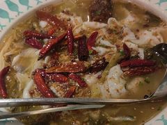 -姚姚酸菜鱼·金戈戈香港豉油鸡(喜荟城联名店)