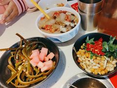 -钢管厂五区小郡肝串串香(滨江店)