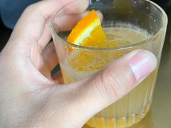 -饮湖威士忌鸡尾酒吧