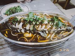 招牌跳水鱼-自游人·美食一楼·地道徽菜(三十年名店)