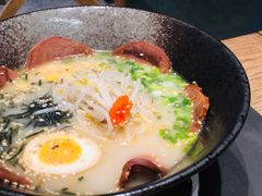 大满贯豚骨拉面-胜面