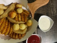 -HIGH FIVE哈福手工汉堡(桂林路店)