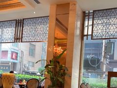 -香榭大堂吧 Champs-Elysées Bar(上海南新雅皇冠假日酒店)
