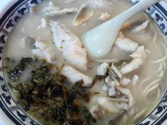 招牌黄鱼面-明呈黄鱼面馆(斜土路店)