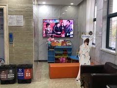 -茂菊口腔连锁(浦东南路店)