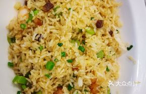 Barbecue Pork and Shrimp Fried Rice with Glutinous Rice
