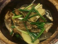 姜葱煀鱼头-小麦田餐厅(幕沙总店)