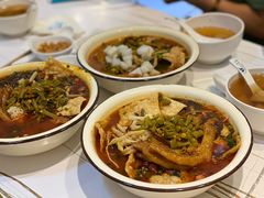 -丽丽三鲜螺蛳粉(田林路店)