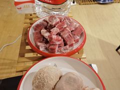 -毛辣果·贵州红酸汤牛肉火锅(西单店)
