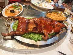 -光海鲜鱼翅餐厅(叻差拉披色路店)