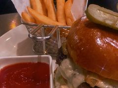 -WOLFGANG PUCK KITCHEN & BAR(迪士尼小镇店)
