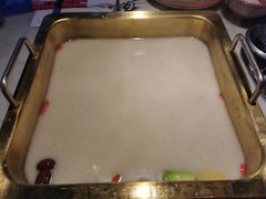 -尚尚仙·酸汤猪手·猪肚鸡火锅(华联万柳购物中心店)