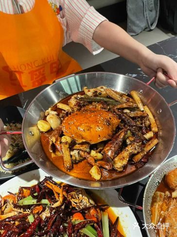 在上海嗦到红盔甲，才算没白过夏天！