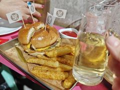 -牛啤堂精酿啤酒餐吧(五棵松华熙店)