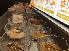 自助调料区-探鱼·鲜青椒爽麻烤鱼(领展购物广场店)