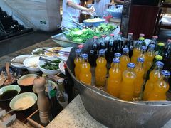 饮料-松山湖凯悦酒店·Café自助餐厅·周末火舞秀表演