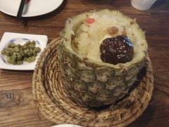 菠萝饭-云海肴·汽锅鸡·云南菜(领展购物广场·中关村店)