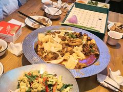 -俭寨大盘鸡·手抓肉·烧烤新疆菜(乌苏路店)