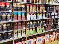 零售区-VENCHI 闻绮(北京国贸商城店)