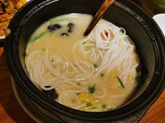 云南过桥米线-云海肴·云南小炒·汽锅鸡(天津国金汇店)