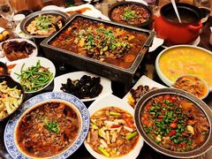 -万重锦·人文川菜馆(骡马市店)