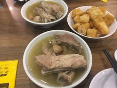 招牌肉骨茶-松發肉骨茶(牛车水店)