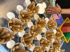 臭薯条-六合夜市