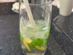 -东方红海鲜百汇(国际大厦店)