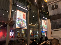 门面-上海美食(申贵路店)