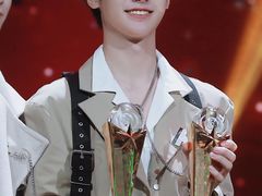 -宝能国际体育演艺中心