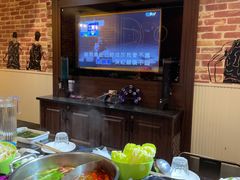 -唯爱KTV聚会餐厅(仙林东城汇店)
