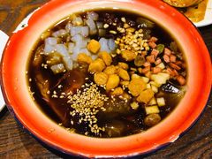 冰粉-爆炸头阿姨小四川正宗川味小吃(无任何分店)