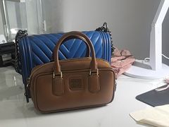 -聚云奢二手奢侈品黄金手表包包回收·中古店(三里屯总店)