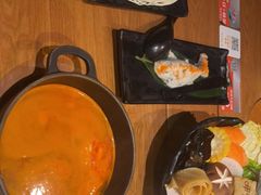 -呷哺呷哺(普陀乐购真北店)