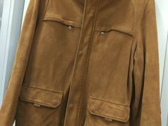 -莱靓奢侈品洗护改衣店(新世界百货崇文店)