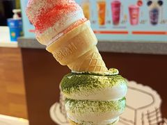 红鲤鱼与绿鲤鱼冰淇淋-DQ·蛋糕·冰淇淋(奥林匹克广场店)
