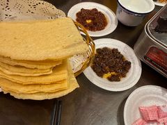 -富正毅三下锅·湘西韵味(天门山索道店)