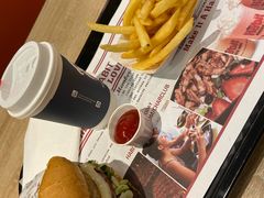 -The Habit Burger Grill 哈比特汉堡(爱琴海店)