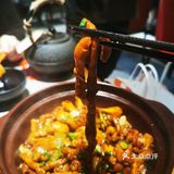 这就是传说中的锅气吧？顺德啫啫煲果然很顶！