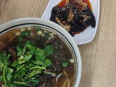 -小马牛肉面·牛骨熬制(南京博物院店)