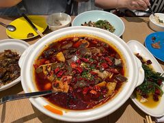 -渝信川菜 · 川味家常菜(财富购物中心店)