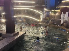 -裕龙汤泉