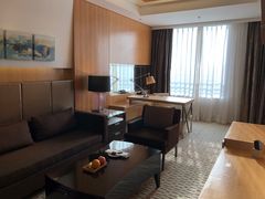 -上海漕河泾万丽酒店