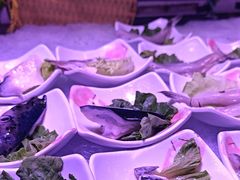 -领鲜活海鲜榴莲自助火锅(东门店)