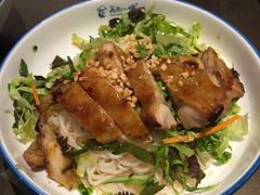 -美奈小馆·越南料理(中航城君尚购物中心店)