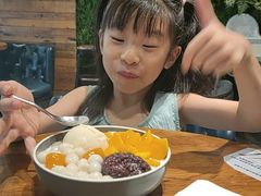-三花奶奶的甜品(百联嘉定购物中心店)