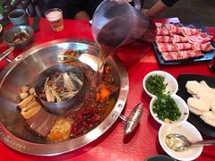 -谭鸭血老火锅(漳州路店)