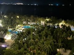 -三亚湾海居铂尔曼度假酒店